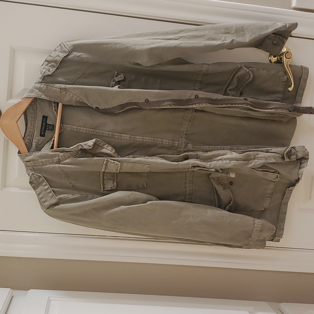 British Khaki XL army green jacket